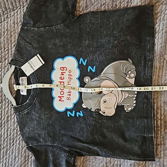 Moo Deng Tee OS - Picture 8 of 9